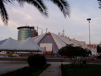 Tirana: Former Enver-Hoxha-Mausoleum