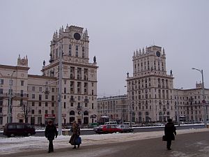 Minsk: Stalinistic classicism at the train station