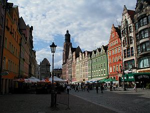 Wroclaw: Beautiful ensemble alongside the Old Market Square